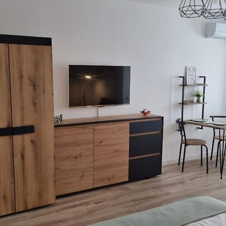 Titan Park Vista Studio Bucarest Extérieur photo